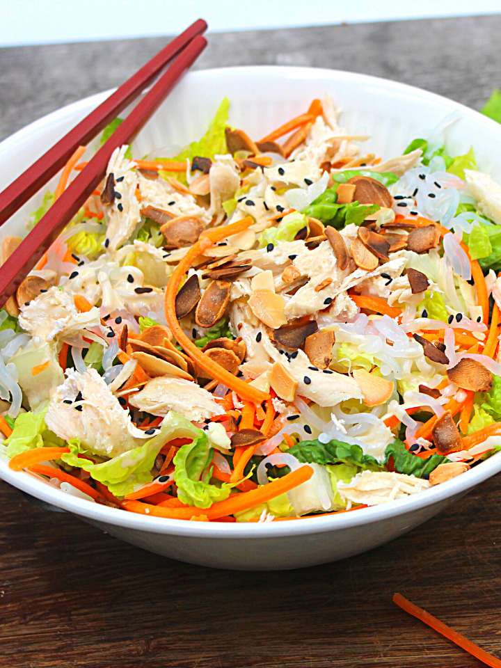 Asian chicken noodle salad - keto