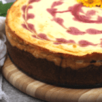 With only 5 ingredients, this crust can be used as the base for a cheesecake or a tart crust. Graham cracker in texture and taste, this crust requires only almond flour, flax, brown sugar, butter and cinnamon. Gluten-Free, Keto and simple, this will quickly become your go-to crust for all your desserts.