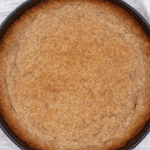With only 5 ingredients, this crust can be used as the base for a cheesecake or a tart crust. Graham cracker in texture and taste, this crust requires only almond flour, flax, brown sugar, butter and cinnamon. Gluten-Free, Keto and simple, this will quickly become your go-to crust for all your desserts.