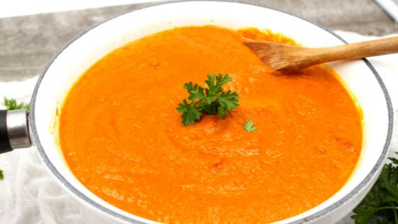 Detox Carrot soup is easy and delicious with collagen peptides and MCT oil.