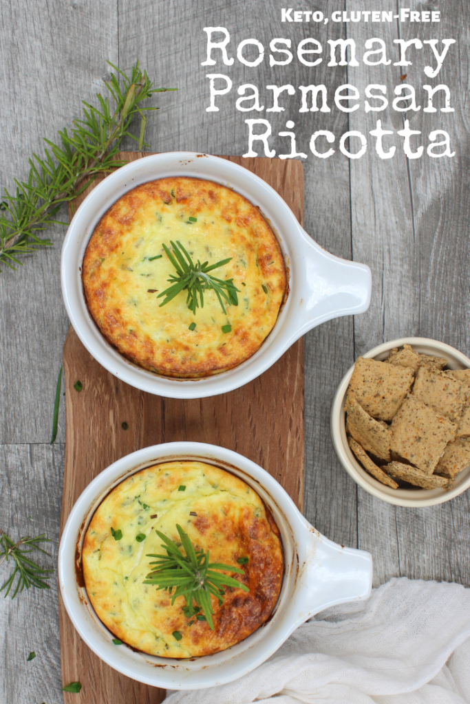 2 dishes of ricotta with crackers