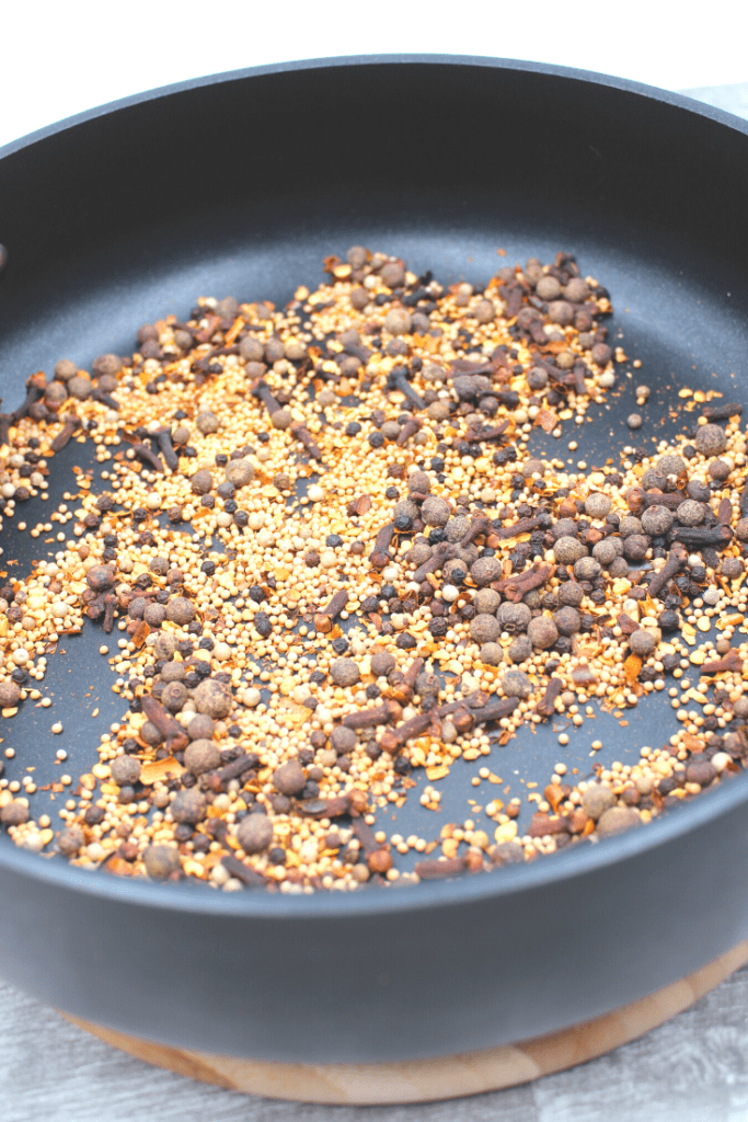By heating, the flavours and aromas are released naturally through the spices oil for a perfect pickling spice mix.
