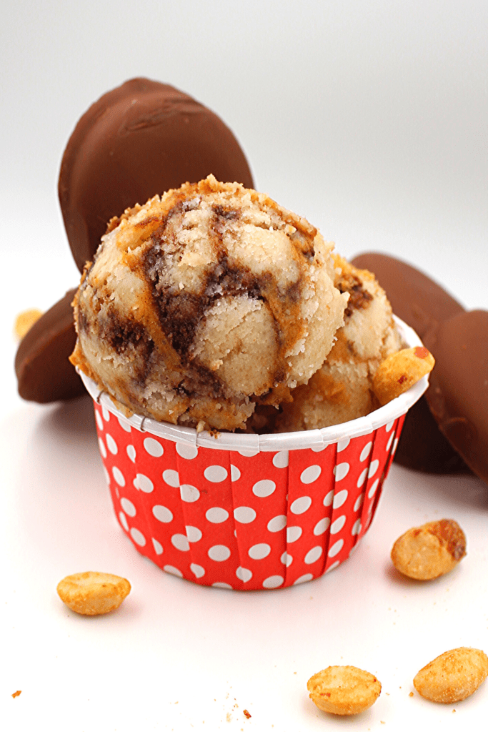 A keto and gluten-free Girl Scout Tagalong cookie dough
