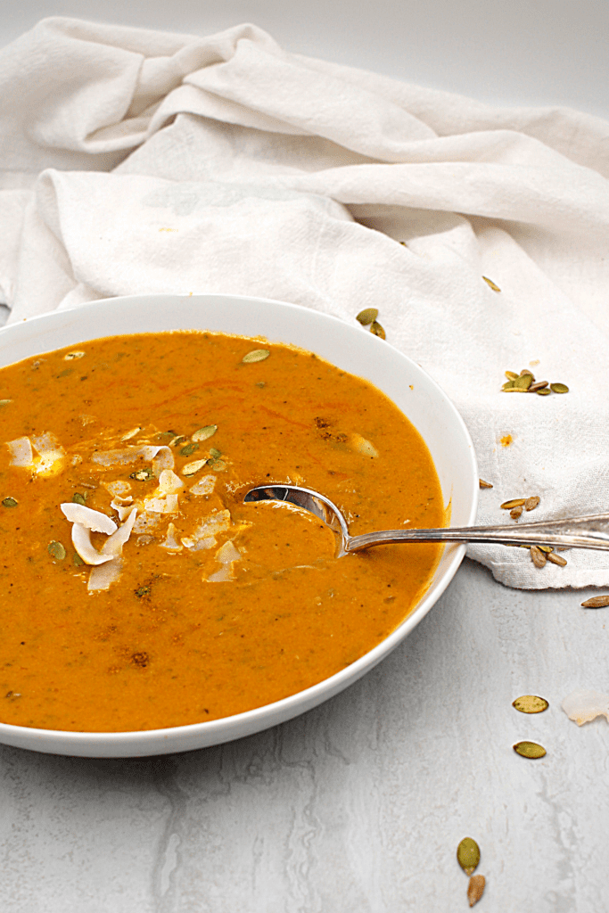 a delicious whole30 bowl of pumpkin curry soup