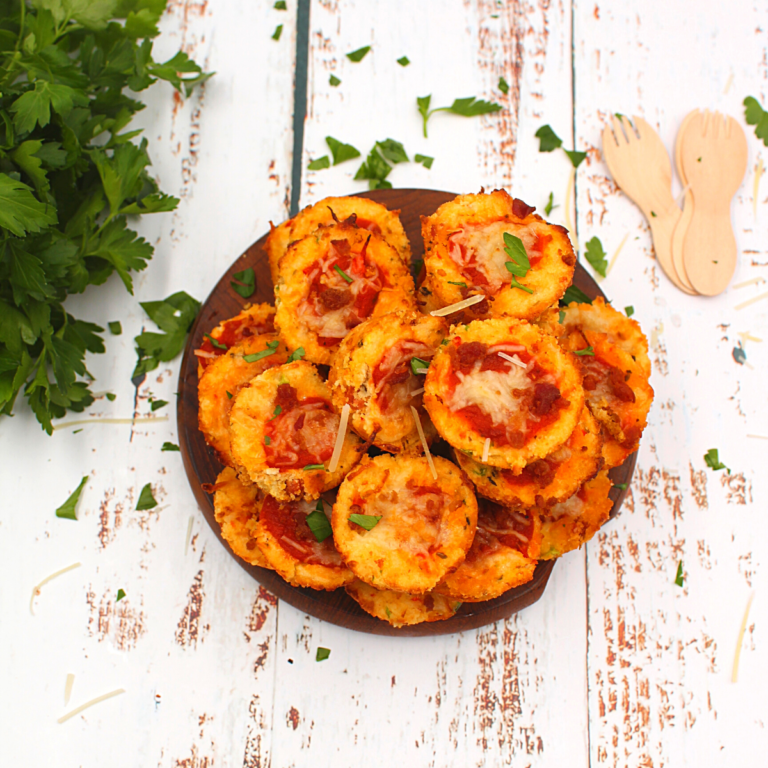 A PLATE OF PIZZA APPETIZERS