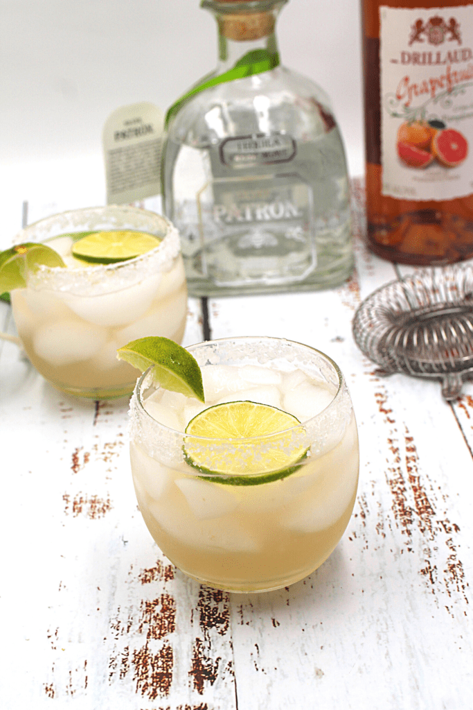 grapefruit and tequila cocktail
