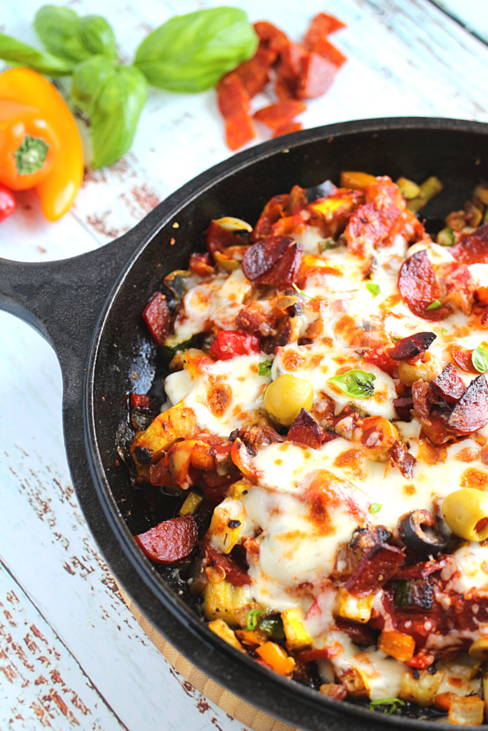keto pizza bowl with keto pizza toppings