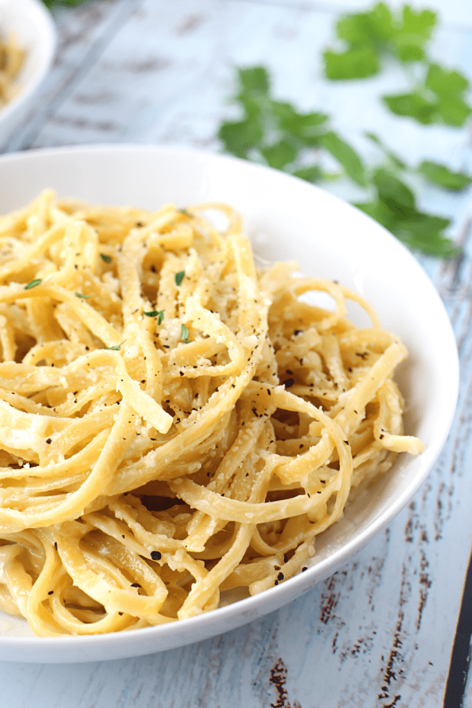 easy one dish keto dinner of creamy parmesan pasta
