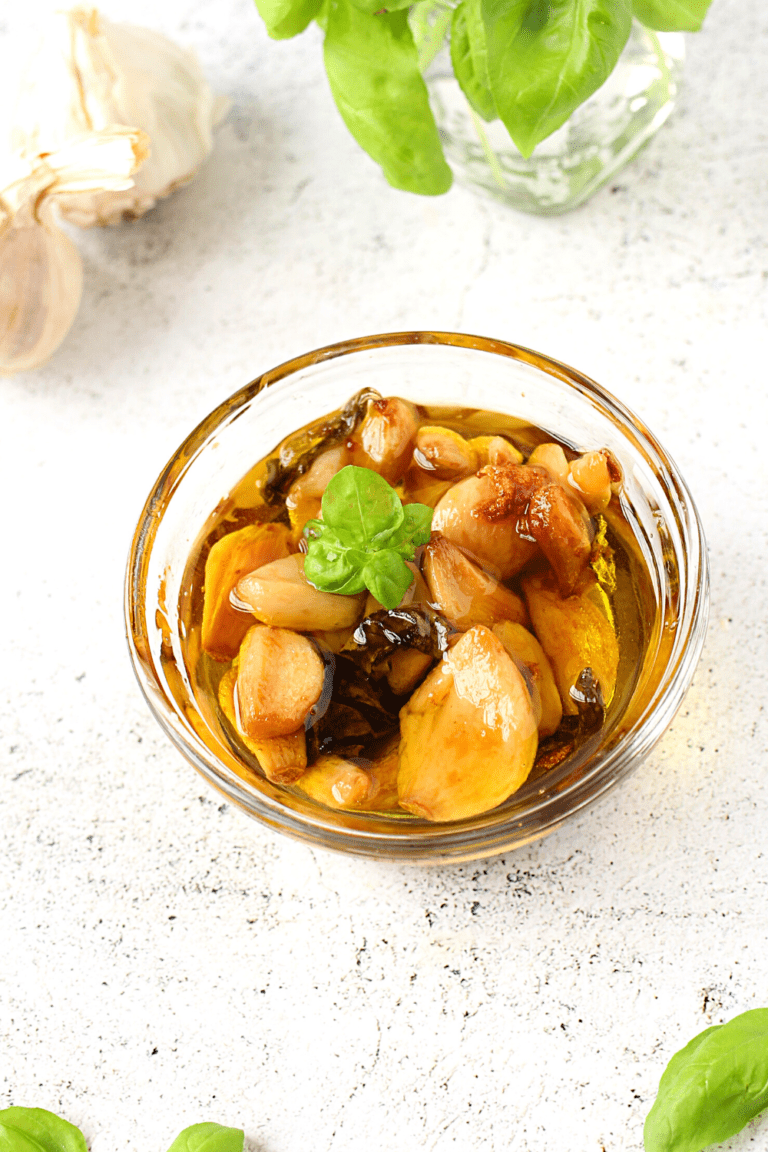 Homemade Garlic Olive Oil and Garlic Confit Low FODMAP Oil