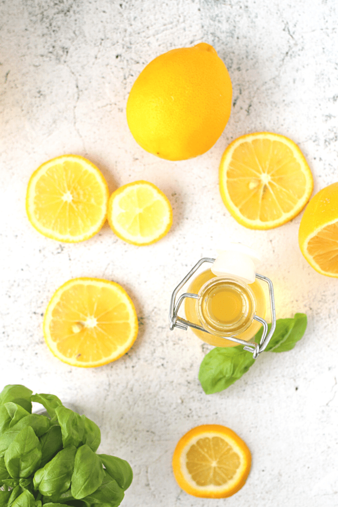 summer keto cocktails using sugar-free lemon simple syrup