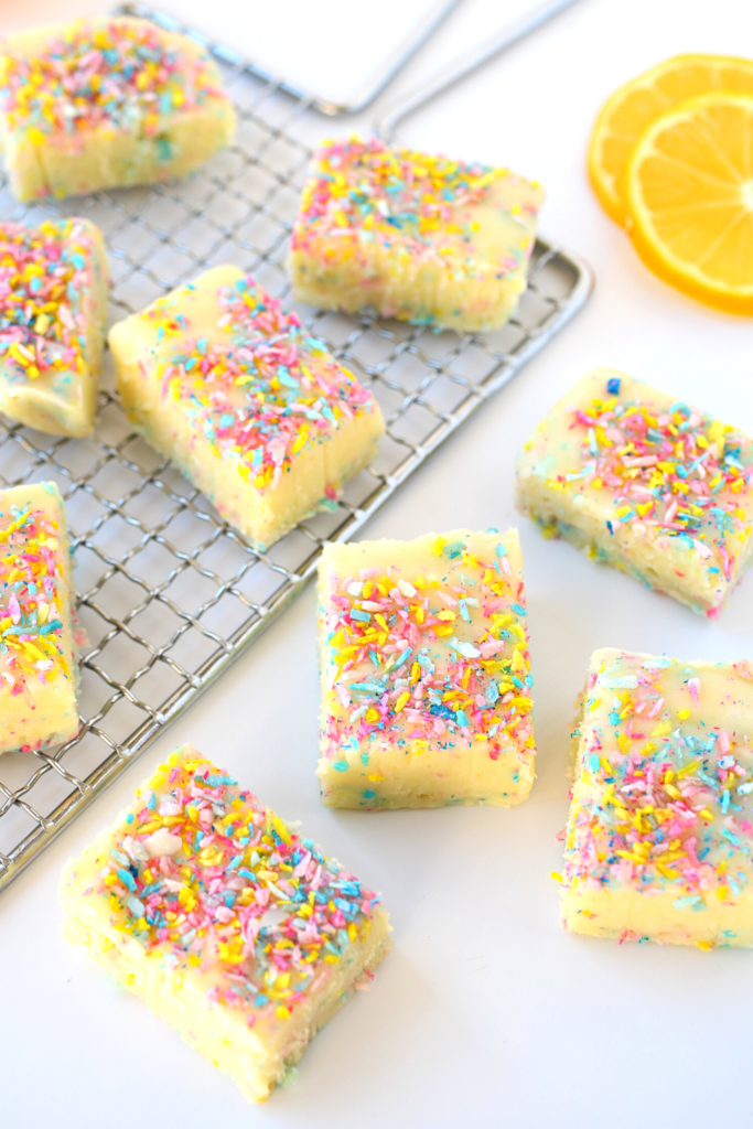 Easy keto lemon fudge that is sugar-free