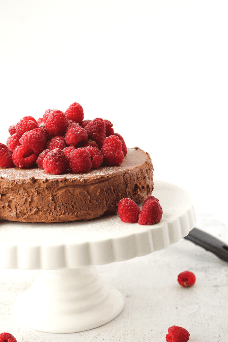 no bake flourless cake recipe that only requires 4 ingredients