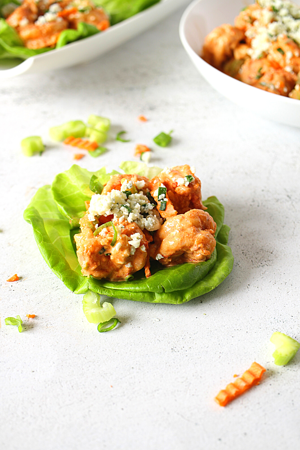 healthy keto shrimp recipe that combines hot sauce, mayo and shrimp