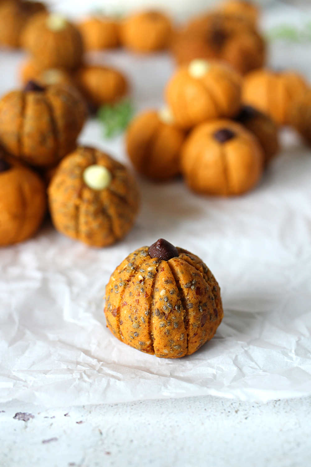 healthy keto pumpkin bites made with real pumpkin, protein powder and high fiber baking mix