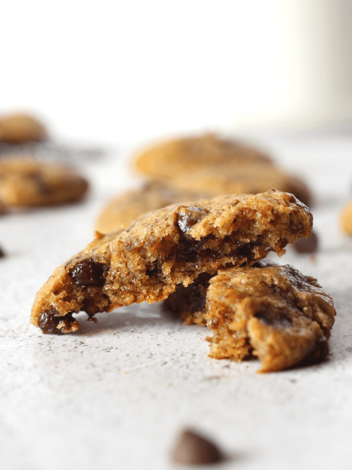 sugar-free gluten-free cookies with chocolate chips