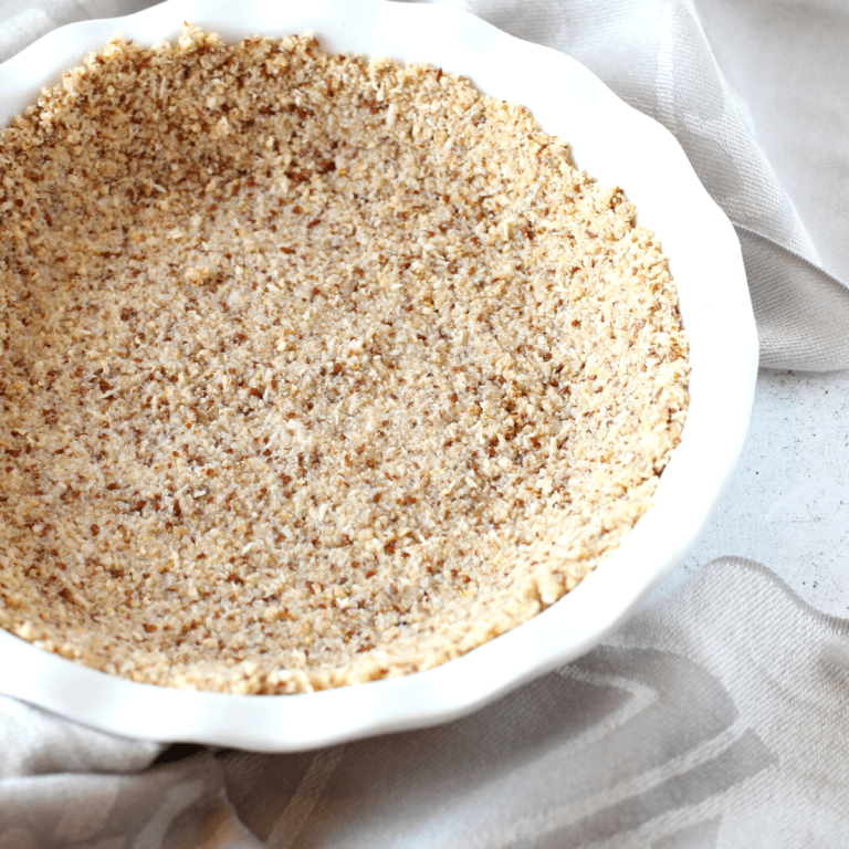 a keto pie crust that does not contain dairy or gluten and is no-bake