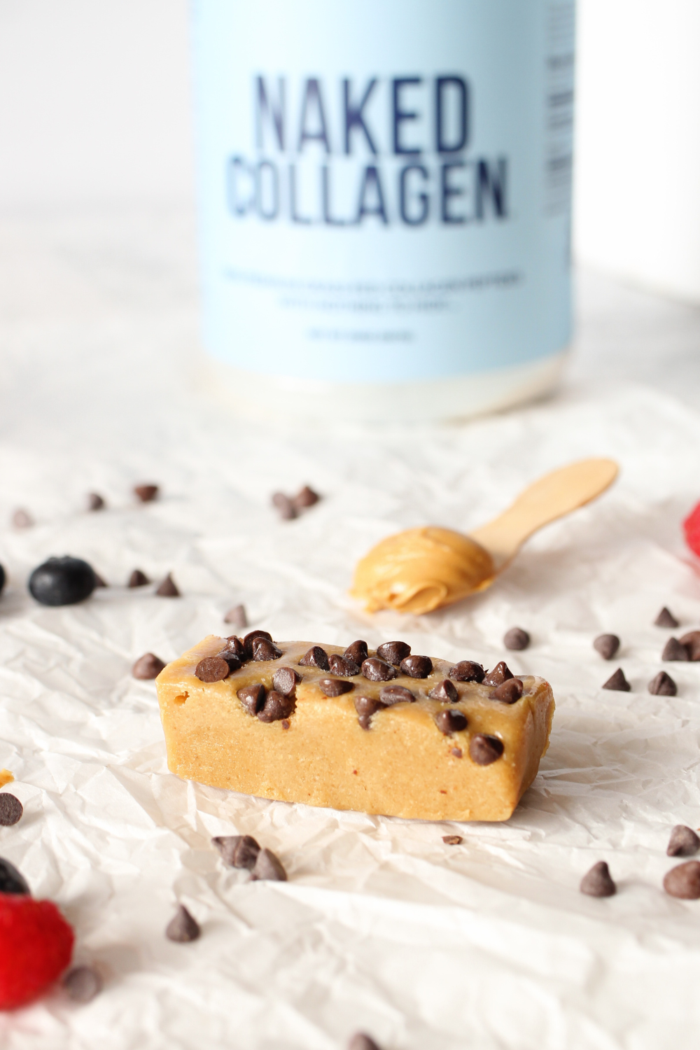 a clean keto collagen protein bar made using Naked Nutrition Collagen