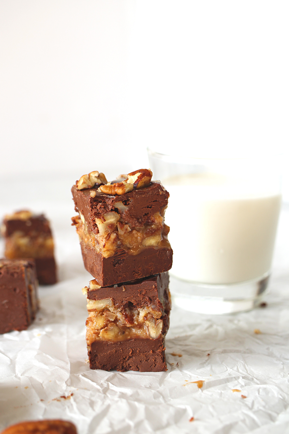 keto fudge made with sugar-free chocolate, caramel sauce and pecans