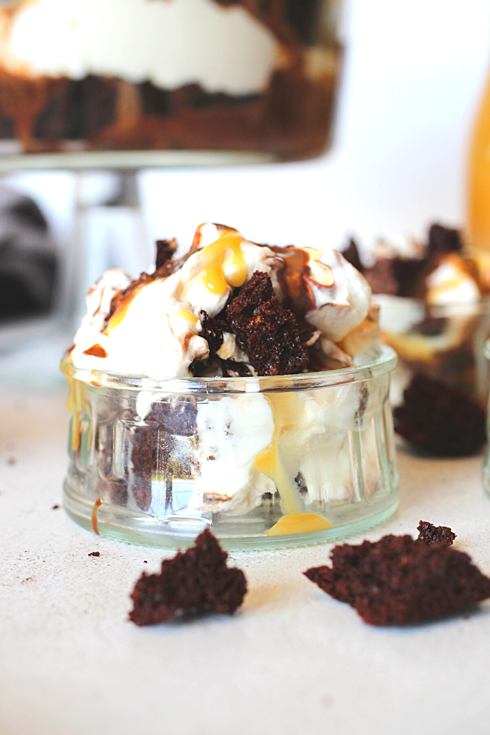 chocolate caramel trifle in a serving bowl