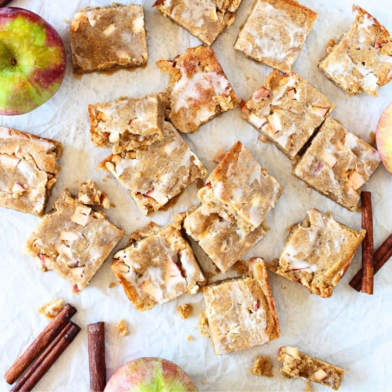 top view of easy keto apple bars with sugar-free galze, apples and cinnamon sticks