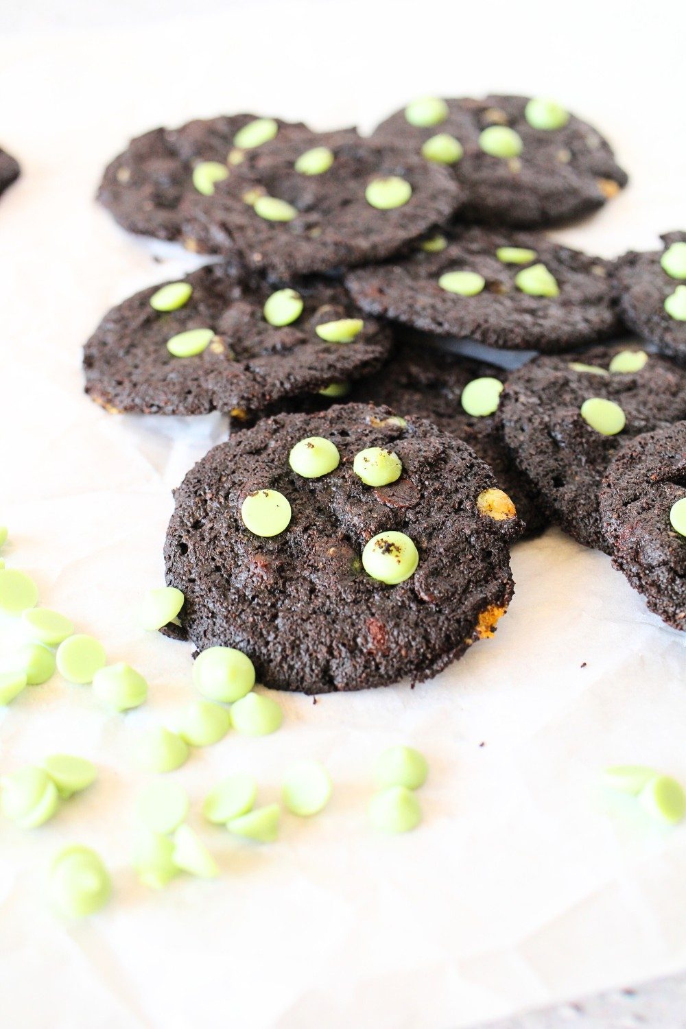 keto chocolate mint cookies with sugar-free mint chocolate chips scattered